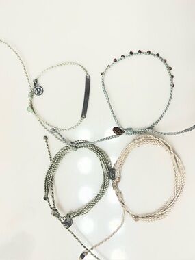 Puravida bracelet set of four